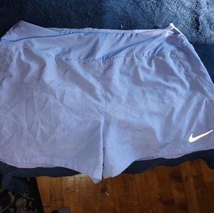 Women's medium-size Nike Shorts